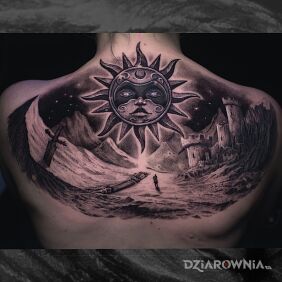 Tatuaż Mistic Fantasy cover na łopatkach motyw: fantasy styl: graficzne / ilustracyjne