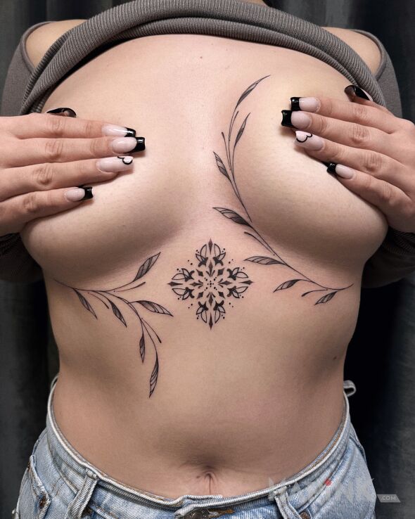 Tattoo Underboob from Bright Tattoo in floral motif and minimalistic style underboob