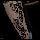 Arrows and axe