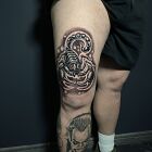 Scorpio thigh