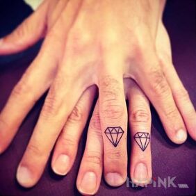 Tattoo Diamonds on the fingers motif: Love