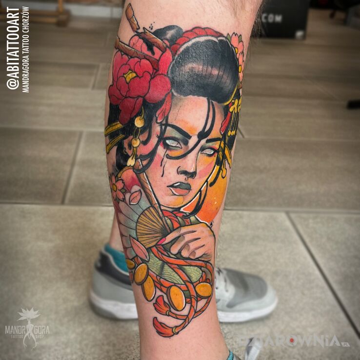 Tatuaż Geisha w motywie twarze i stylu japońskie / irezumi na nodze