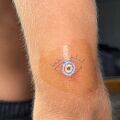 Pielęgnacja tatuażu - Tatuaz zaczerwienienie i wysypka