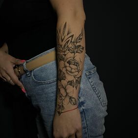 Tattoo Flowers with Mandala on the forearm motif: flowers style: graphic / illustrative