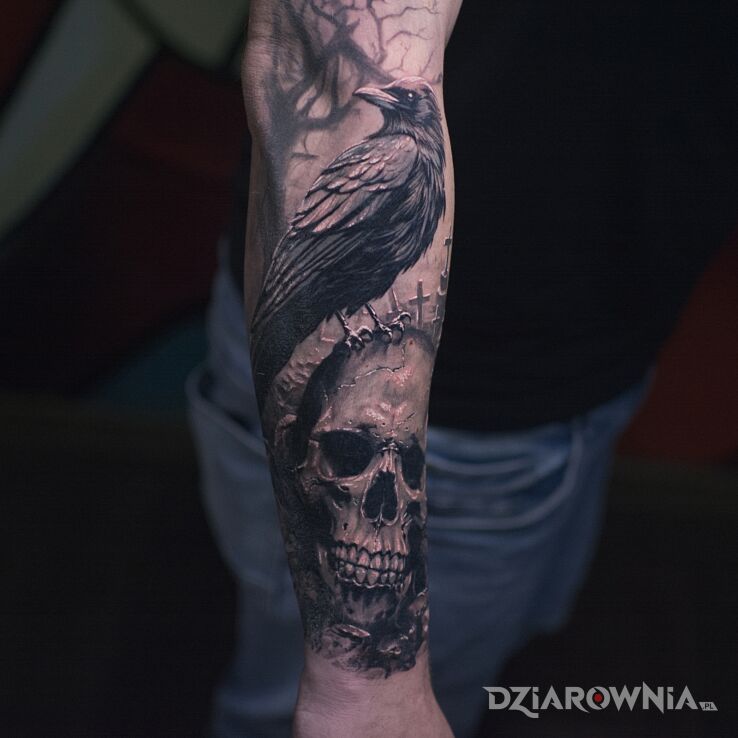 Tatuaż Memento Mori w motywie zwierzęta i stylu realistyczne na ręce