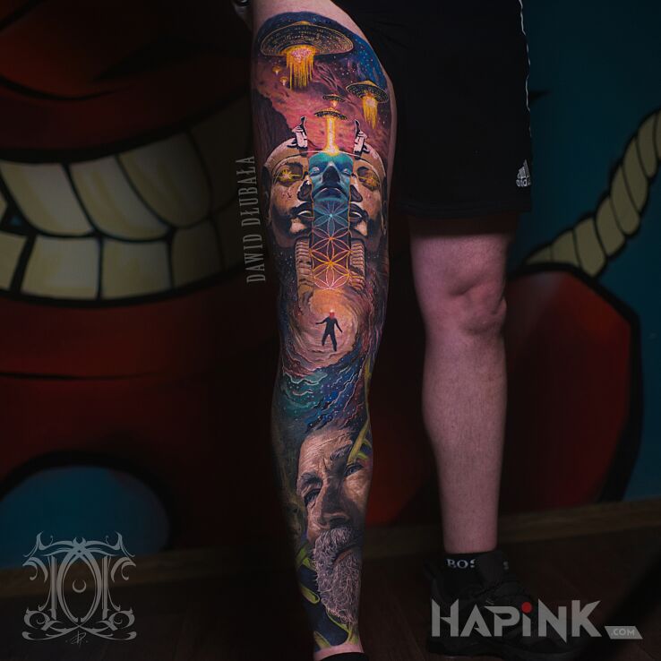 Tattoo Ancient Aliens in legsleeves motif and realistic style on the knee