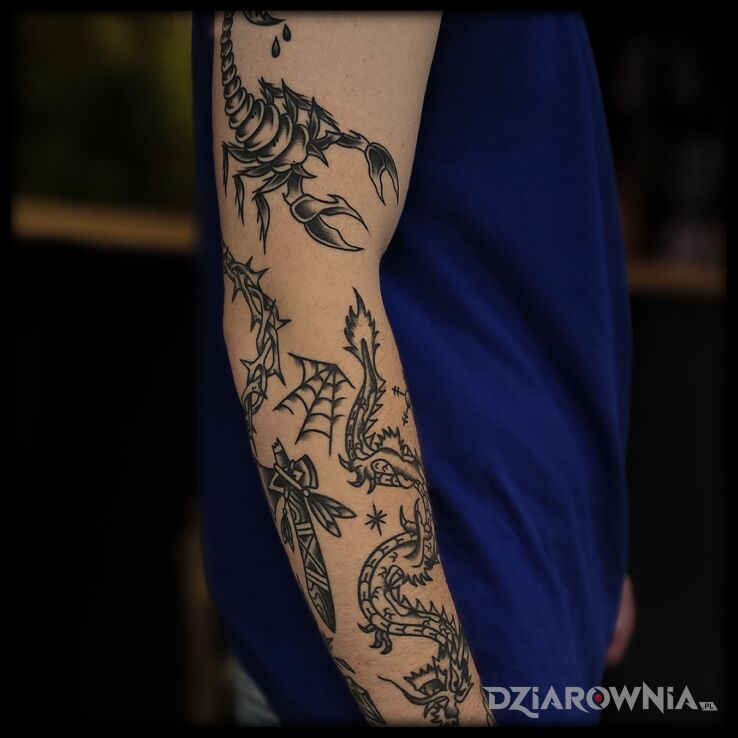 Tatuaż Prawie gotowy rękaw w oldschoolu w motywie zwierzęta i stylu oldschool na przedramieniu