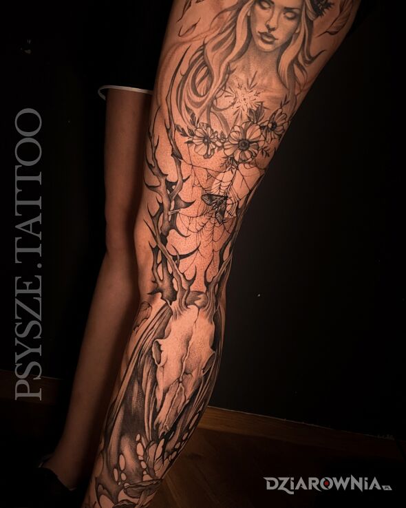 Tatuaż Leszy Dotwork Tatuaż w motywie demony i stylu graficzne / ilustracyjne na udzie
