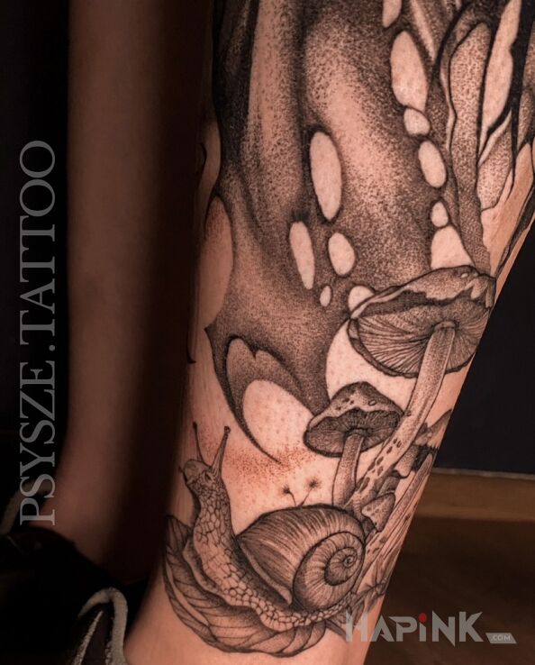 Tattoo Fragment from the forest leg sleeve in dotwork in black and gray motif and graphic / illustrative style on the leg