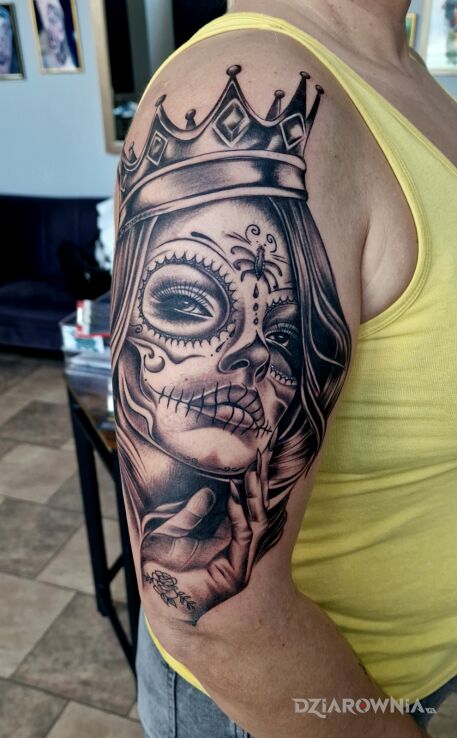Tatuaż Santa Muerte w motywie twarze i stylu realistyczne na ręce