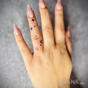 Tattoo Finger tattoos on the fingers style: minimalistic