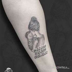 Tatuaż Miłość zapisana na skórze 💫 Symbol więzi, której nic nie złamie. ❤️ na przedramieniu motyw: miłosne styl: graficzne / ilustracyjne