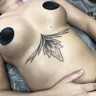 Organic and delicate feminine motif