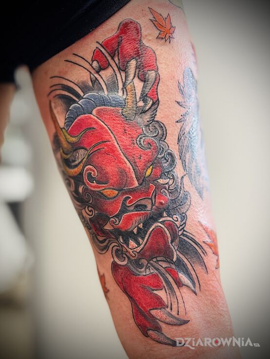 Tatuaż Maska w motywie demony i stylu japońskie / irezumi na udzie