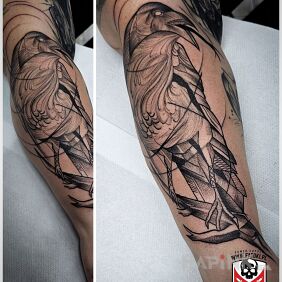 Tattoo Client's wish fulfilled 🙂 On the arm motif: black and gray style: sketch
