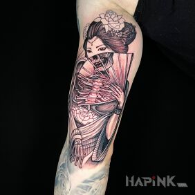 Tattoo Geisha with a Fan On the arm motif: black and gray style: graphic / illustrative
