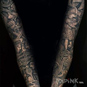 Tattoo Wooden hands on the upper arm motif: characters