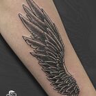 Black & grey wing tattoo 🪽