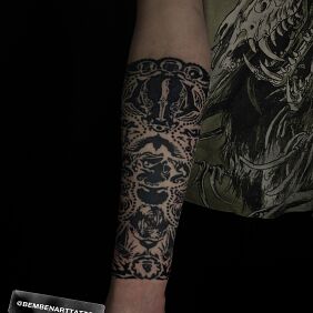 Tatuaż Mapka z gry Far Cry na ręce motyw: pozostałe styl: blackwork / blackout