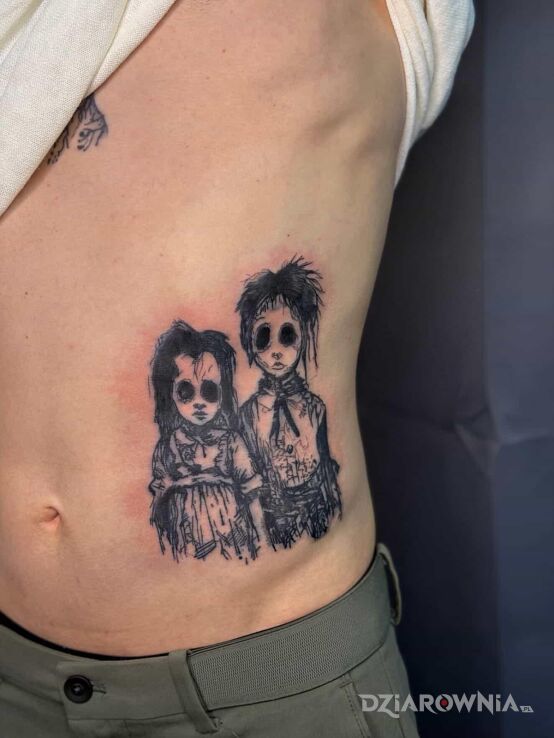 Tatuaż Dzieci w motywie postacie i stylu graficzne / ilustracyjne na brzuchu