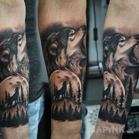 Tattoo Wolf on the forearm motif: animals
