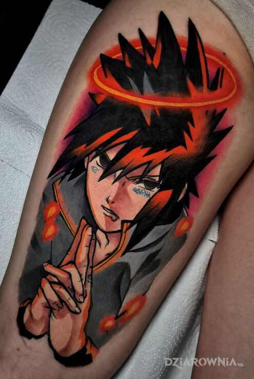 Tatuaż Sasuke Uchiha Naruto Anime w motywie postacie i stylu kreskówkowe / komiksowe na ramieniu