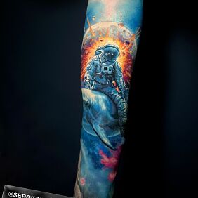 Tattoo Astronaut - Color Realism On the arm motif: animals style: realistic