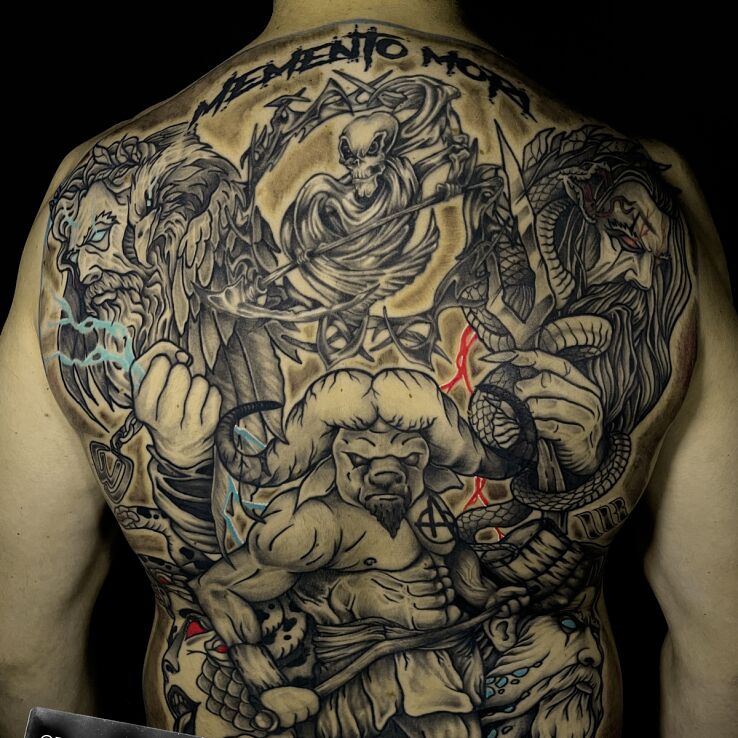 Tattoo Large full back composition - memento mori in fantasy motif and graphic / illustrative style on the back