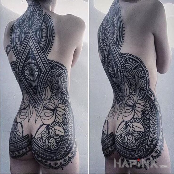 Tattoo Ornamenty in mandalas motif and graphic / illustrative style on the nape