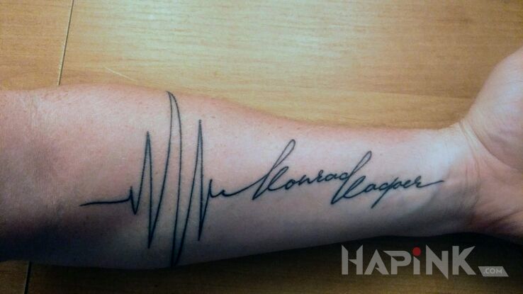Tattoo Imiona dzieci in lettering motif on the forearm