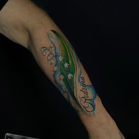 Tattoo Kwiaty dzwoneczki On the arm motif: floral style: Watercolor