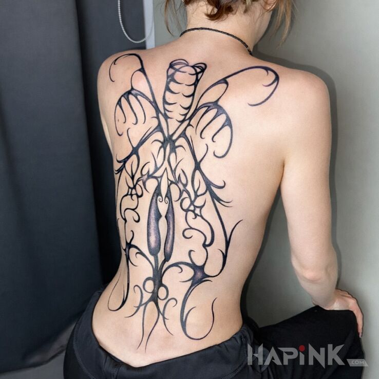 Tattoo Organic neo-tribal with water stick motif in black and gray motif and abstract style on the back