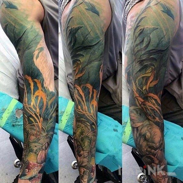 Tattoo Bliskość natury in sleeves motif on the forearm