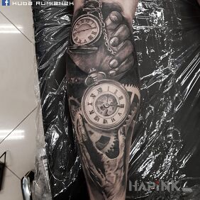 Tattoo Time on the calf motif: 3D style: realistic