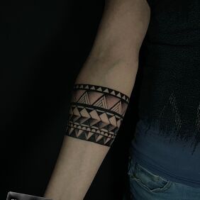 Tattoo Opaska polinezja On the arm motif: ornaments style: Polynesian