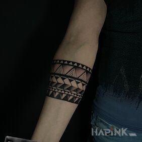 Tattoo Polynesian band on the forearm motif: ornaments style: Polynesian