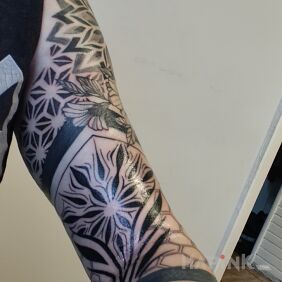 Tattoo ☺️cont. mine on the forearm style: geometric