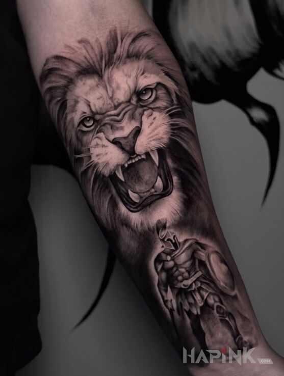 Tattoo Lew i wojownik – Black & Grey in black and gray motif and realistic style On the arm