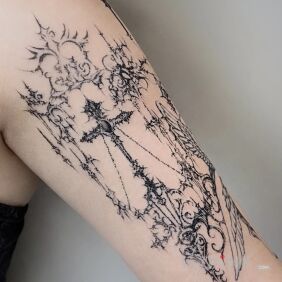 Tattoo Gothic Composition with Cross on the upper arm motif: black and gray