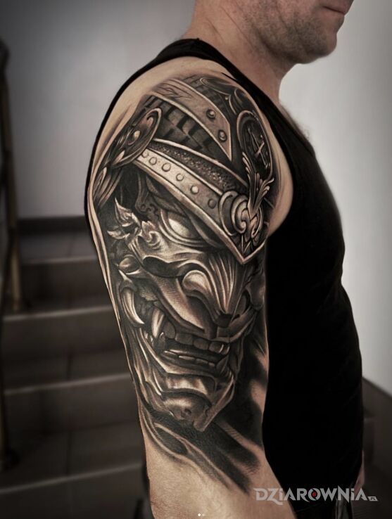 Tatuaż Samuraj — realizm black & grey w motywie demony i stylu realistyczne na barku