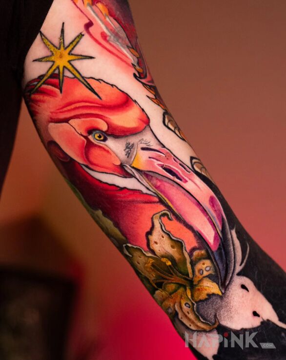 Tattoo Neotradycyjny kolorowy flaming (w trakcie gojenia) in colorful motif and neo-traditional style On the arm
