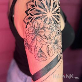 Tattoo ☺️ mine on the upper arm motif: mandalas style: geometric