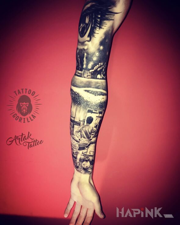 Tattoo Piłkarz in sleeves motif and realistic style on the upper arm
