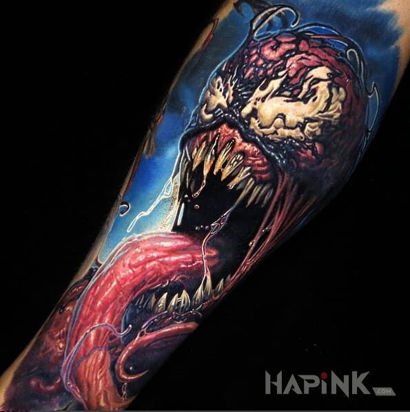 Tattoo Venom in 3D motif on the forearm