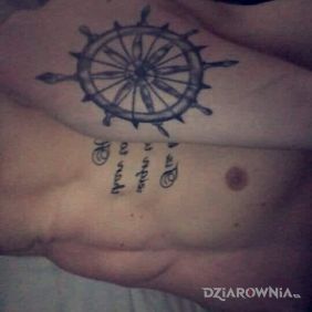 Tatuaż Ster statku na przedramieniu motyw: przedmioty