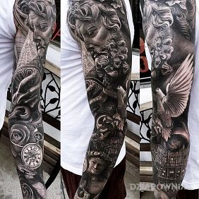 Tatuaż Rękaw nie z tego świata na ramieniu motyw: rękawy styl: realistyczne