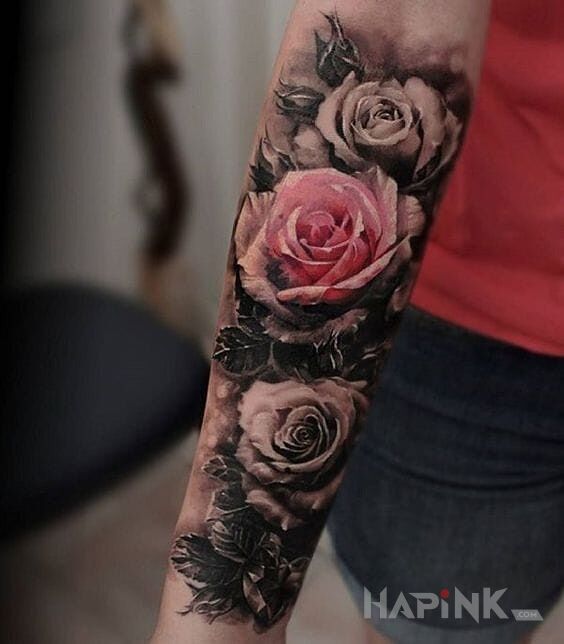 Tattoo Piękne róże in 3D motif and realistic style on the forearm