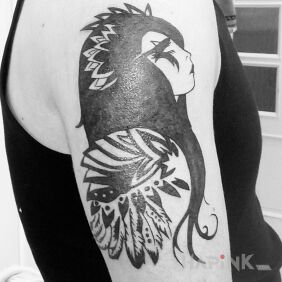 Tattoo Forest Elf on the upper arm motif: characters