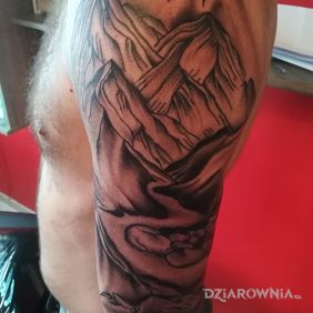 Tatuaż Taki mały dodatek do wcześniejszego na ramieniu motyw: pozostałe