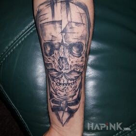 Tattoo Gentleman :) on the forearm motif: skulls